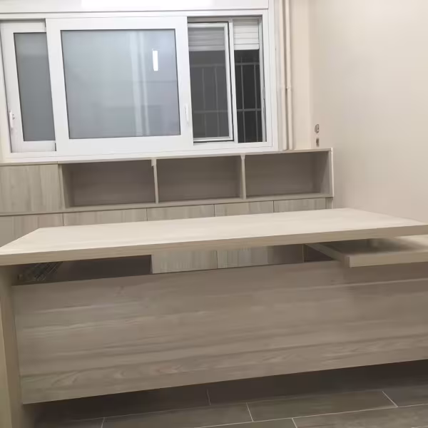 Μοντέρνο Γραφείο με Ράφια, Ανοιχτό Δρύινο Ξύλο ∣ Minimal Custom, Ειδικές κατασκευές επίπλων, Γραφείο, Ράφια, Ανοιχτό δρύινο ξύλο, Minimal design, Custom κατασκευή
